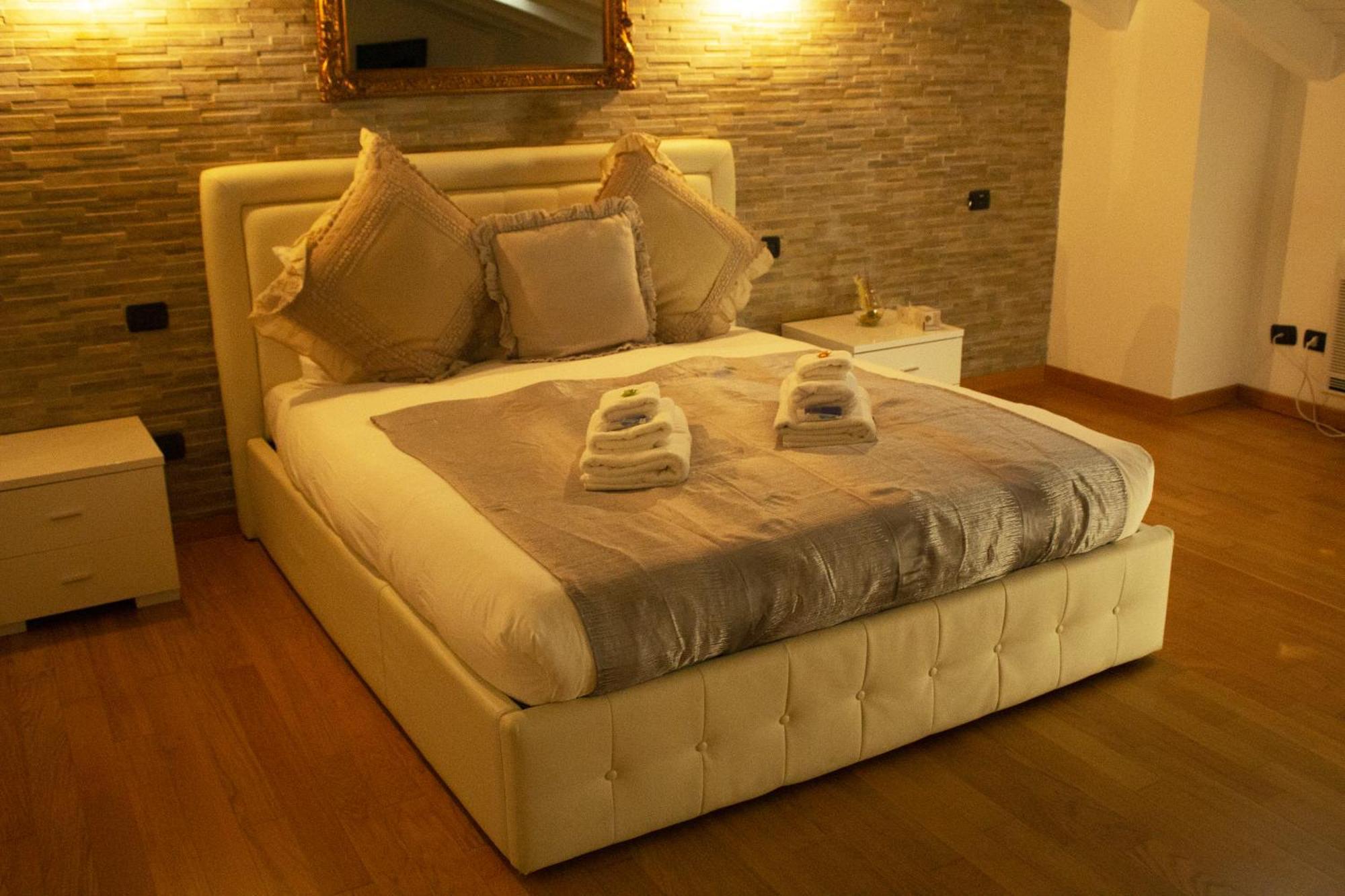 Bed and Breakfast Bb Tortona Milán Exterior foto